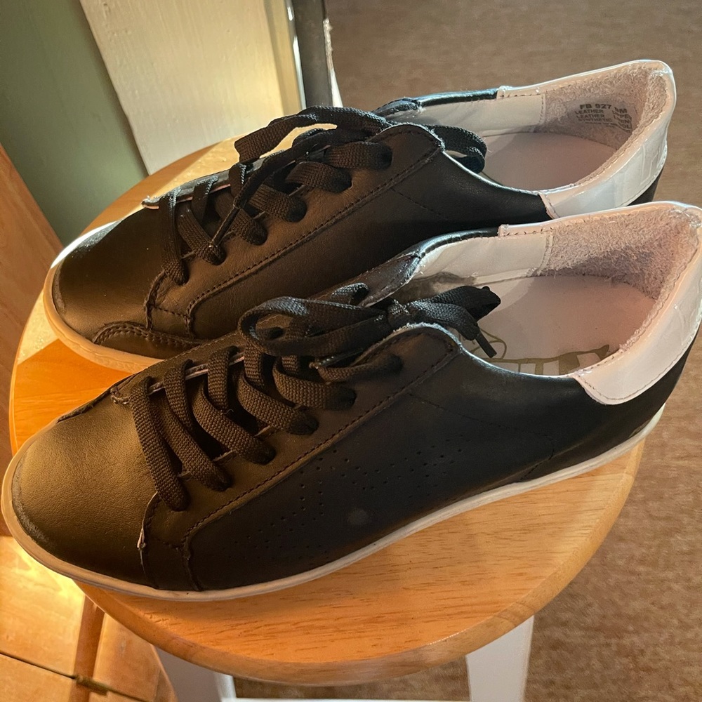 Freebird sneakers